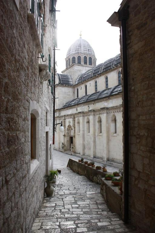 Old Town Apartment Sibenik Luaran gambar