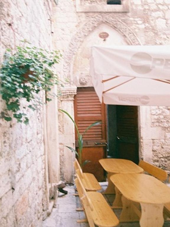 Old Town Apartment Sibenik Bilik gambar
